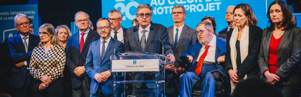 Les élus de la majorité départementale lors de la présentation des voeux le 16 janvier 2020