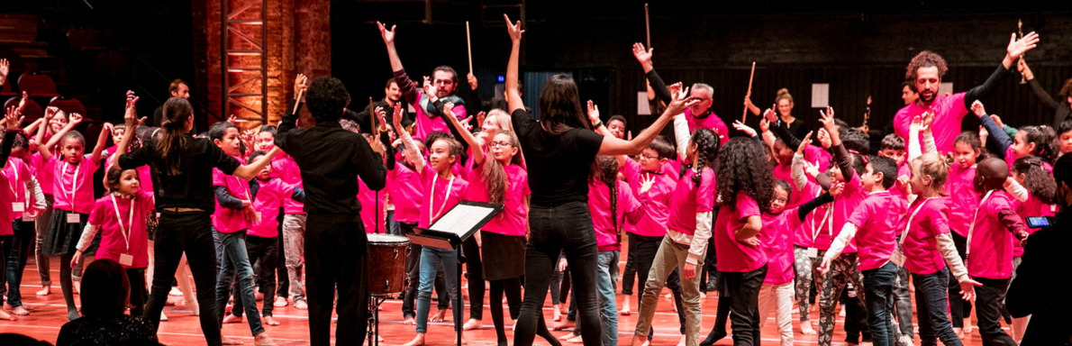 Le jeune orchestre en répétition à la Halle aux grains.