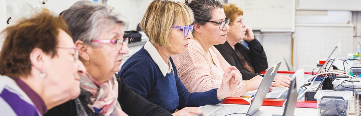 Lutte contre fracture numérique