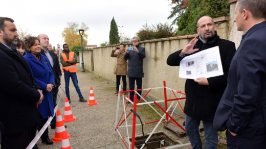 Entre 2019 et 2022, le Conseil départemental, via le syndicat mixte Haute-Garonne numérique et son délégataire Fibre 31, déploie la fibre optique sur l’ensemble du territoire haut-garonnais. Les premiers bénéficiaires se trouvent à Saubens.  