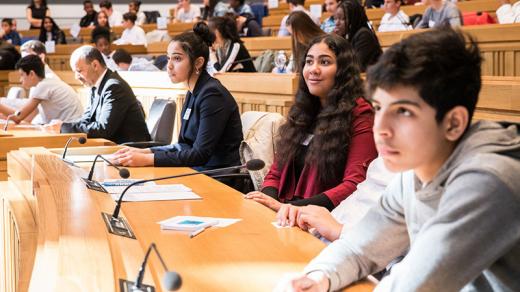 Simul'Onu est un projet à destination des collégiens dans le cadre du Parcours laique et citoyen.