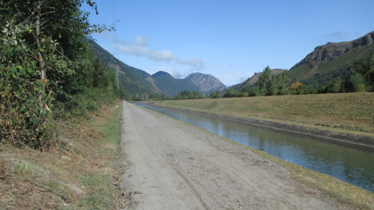 Chantier de la Trans-Garona le long de la Garonne, été 2020