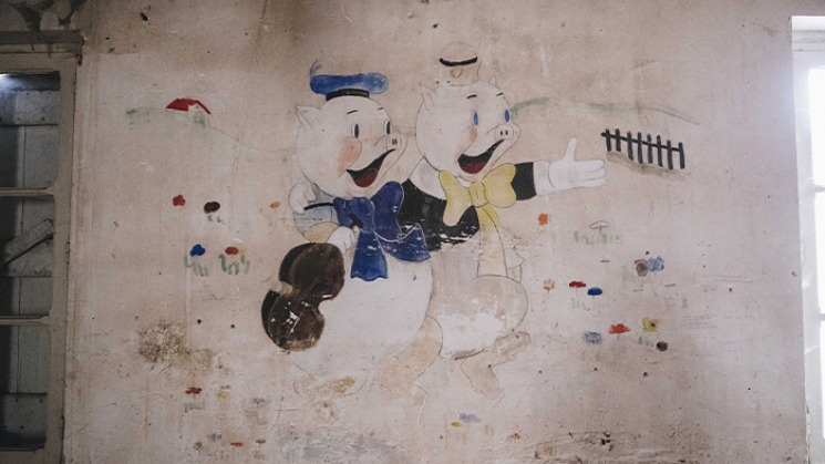 Ces dessins effectués pendant la seconde guerre mondiale par des enfants réfugiés à Seyre sont encore visibles.