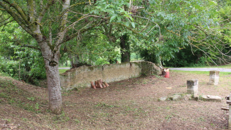 Vestiges lavoir du Faget