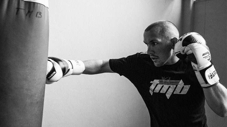 Kevin Albertus, champion de boxe française.
