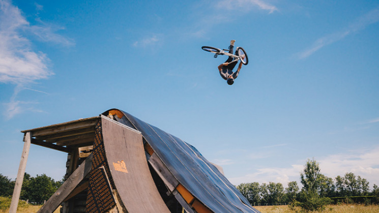 Istvan Caillet, champion de BMX freestyle.