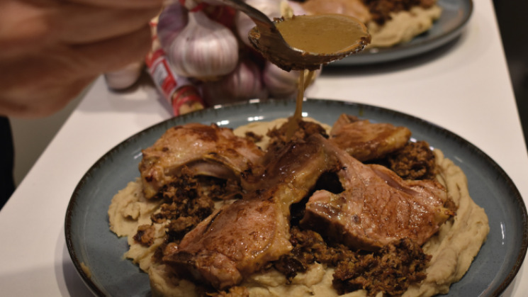 Assiette avec de l'Agneau des Pyrénées